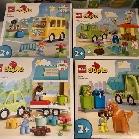 Lego Duplo, mange helt nye sett. Pris på bildene