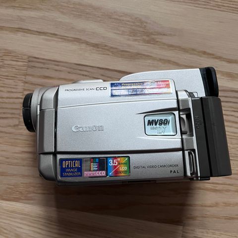 Canon MV30i MiniDV videokamera selges høystbydende