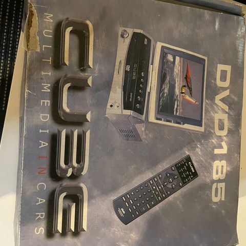 Cube TV/DVD 220/12V