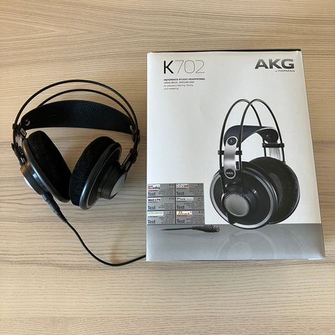 Strøkent AKG K702 Studio-headset selges rimelig