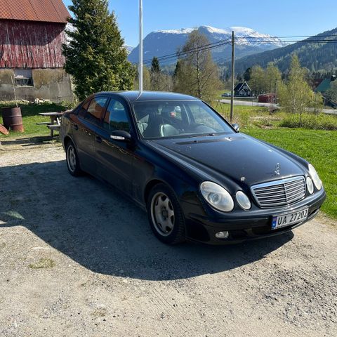 Mercedes w211 200cdi komplett bil