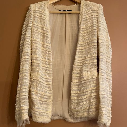 Strukturvevd jakke/ blazer (XS) fra Zara