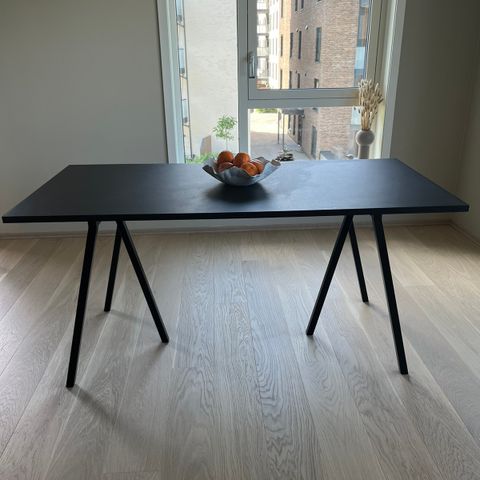 HAY Loop Stand Table