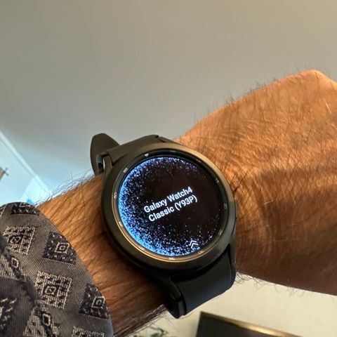 Galaxy Watch 4 sort 44 mm