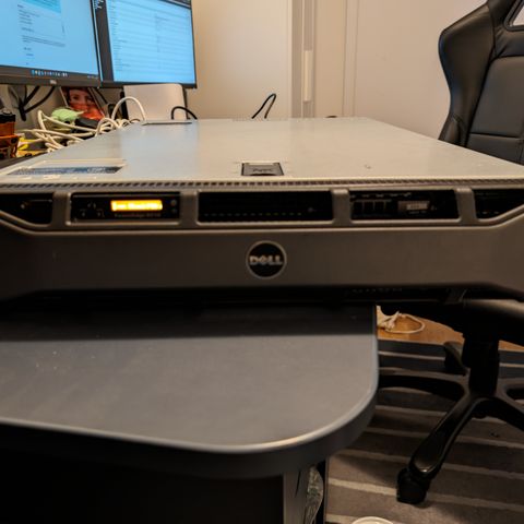 Dell PowerEdge R710 server