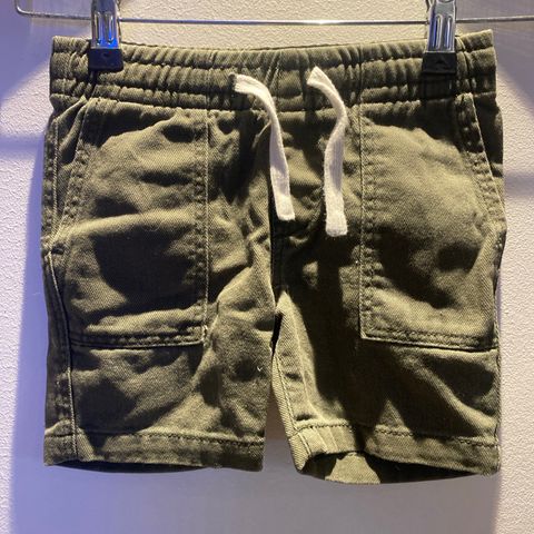 shorts for barn