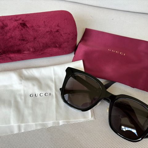 SOM NYE: Gucci GG1000SK solbriller, brukt bare 1 gang