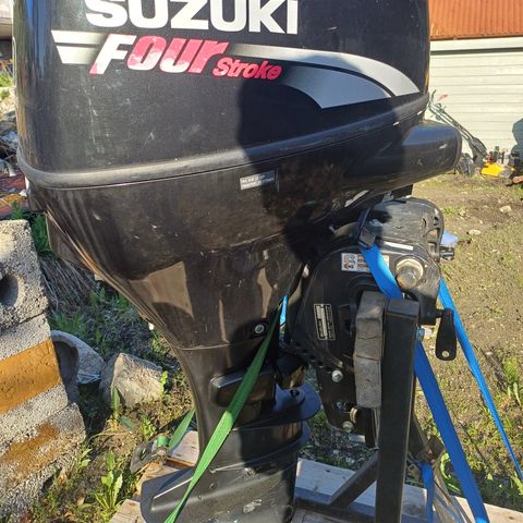 Suzuki df 30 delemotor