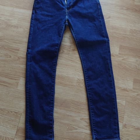 Levi's 510 str 32/32