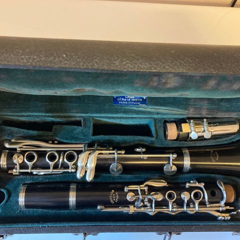 Vintage Couesnon Bb klarinett