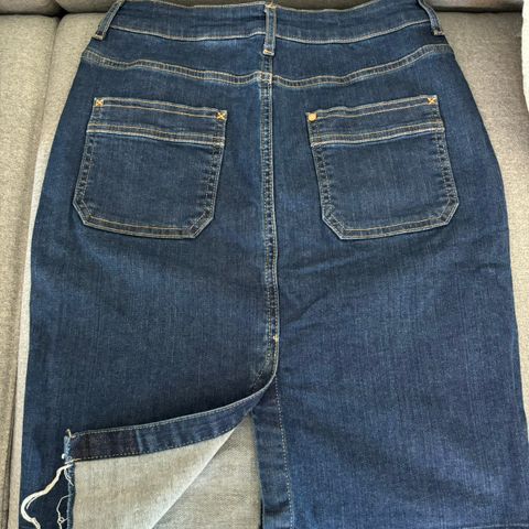 2 stk. Jeans skjørt