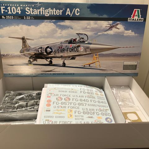 Italeri 1/32 F-104 Starfighter A/C