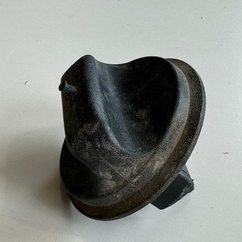 Renault Clio Laguna Espace Megane Trafic Vivaro  Fuel Filling Cap 7700812369