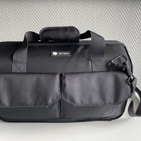 Robust SPTech kamerabag