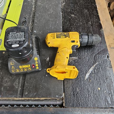 Dewalt boremaskin DW907