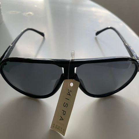 Nye solbriller m lapper