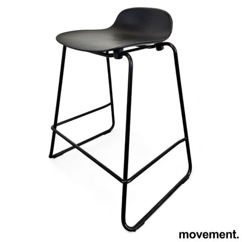 7 stk Normann Copenhagen barstol, modell Form, sort sete/sort understell, sitteh