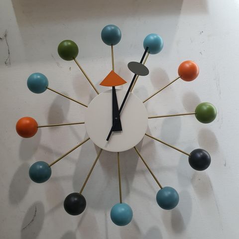 Vitra George Nelson Ball Clock multicolored