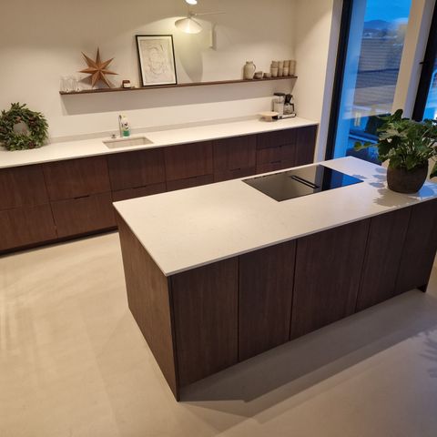 Dekton, Silestone, Technistone, Radianz, Avant, Granite