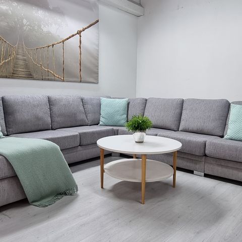 Nydelig, romslig U-sofa (kan speilvendes) | Leveringsklar
