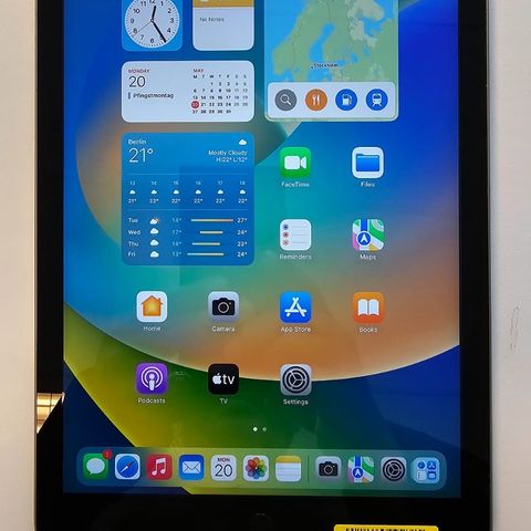 Best pris på Apple iPad 9.7" 32GB (5th Generation) Nettbrett