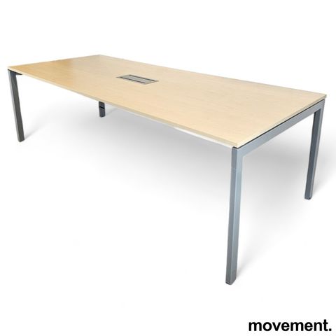 2 stk Møtebord / konferansebord / kursbord i bjerk fra Kinnarps, Model: Nexus, 2