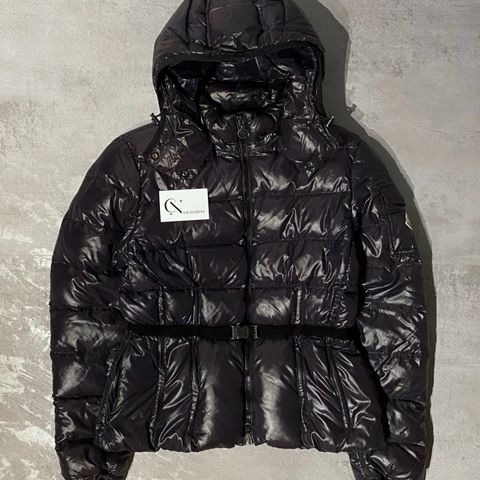 Moncler Grenadille Jakke (Strl 5)