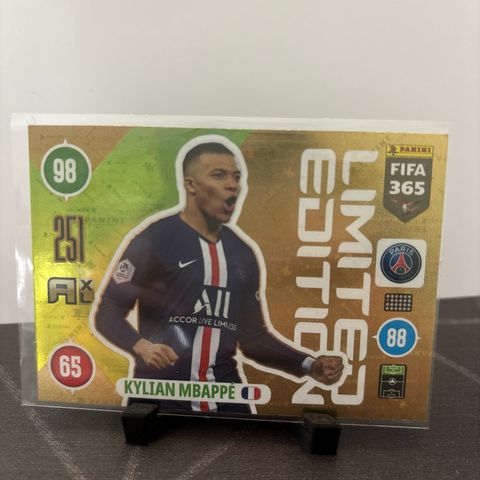 Kylian Mbappe Limited Edition Fotballkort