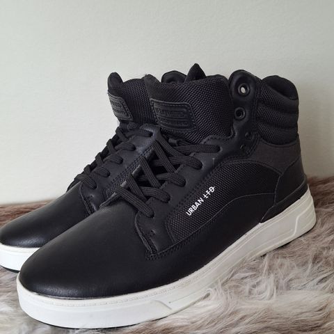 Sneakers sko str 41