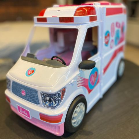 Barbie ambulanse/ sykebil