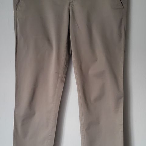 Chinos damebukse av HUGO BOSS,  str.  M / 38