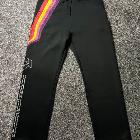 Louis Vuitton sweatpants/ joggebukser (ny)