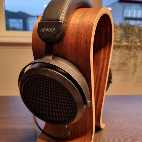 HiFiMan HE400i 2020-versjon planar magnetic hodetelefoner