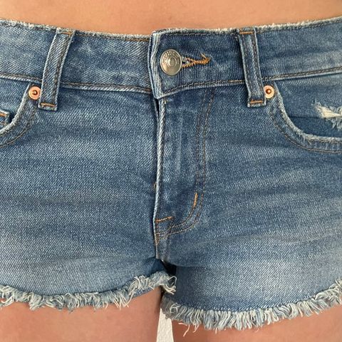 Blå jeans-shorts - Divided, fra H&M