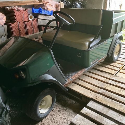 Golfbil Cushman 1200