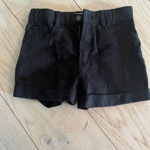 Sort dongerishorts jente str.134