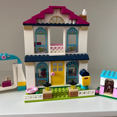 Lego Friends Stephanies house