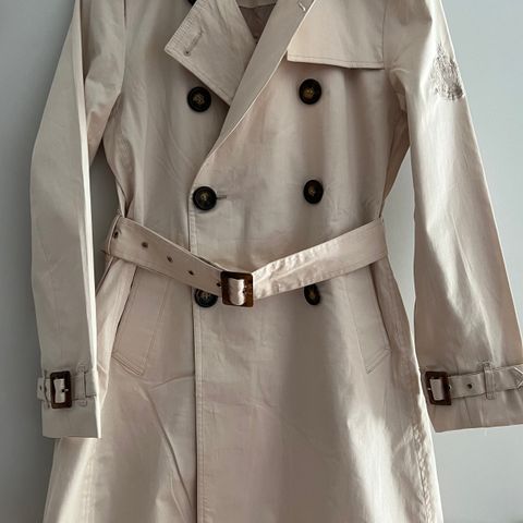 Haust Trenchcoat/ sommer frakk dame str 34 beige farge