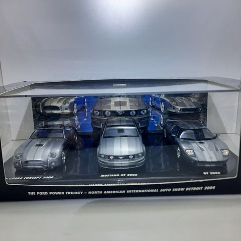 1/43 Minichamps - Ford Concept 3pcs set Cobra/Mustang/GT