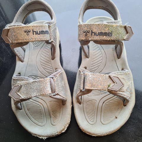 Hummel sandaler str. 31