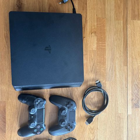 PlayStation 4 (500 GB Slim)