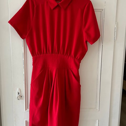 Rød vintage kjole fra Ganni