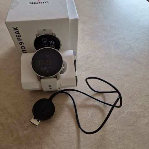 Suunto 9 Peak Birch White Titanium, treningsklokke med GPS