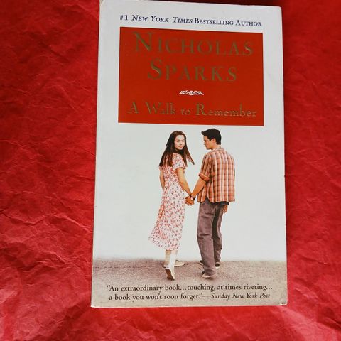 Nicholas Sparks: A Walk to Remember