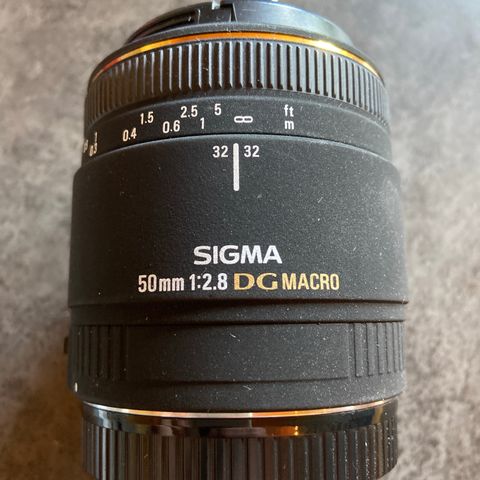 Sigma 50mm f2,8