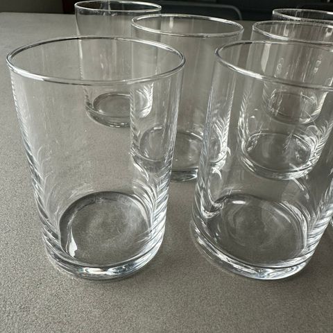 Nydelige små glass (1,5 dl)