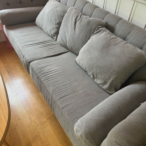 Grå sofa