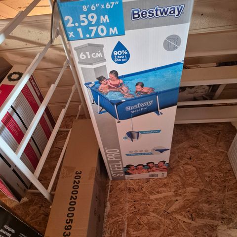 Bestway basseng 2300l