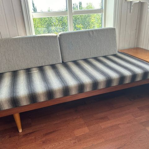 Retro sofa