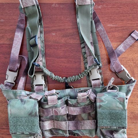 Emerson EASY chest rig i KRYPTEK MANDRAKE kamuflasje